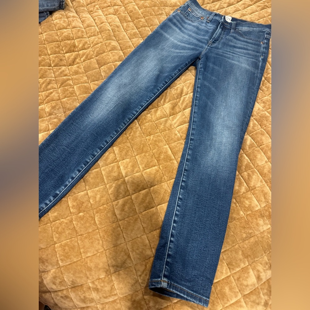 J crew Women's Classic Skinny Jeans 9”toothpick
Like NEW🌟EXCELLENT CONDITION 🌟 - Picture 2 of 11